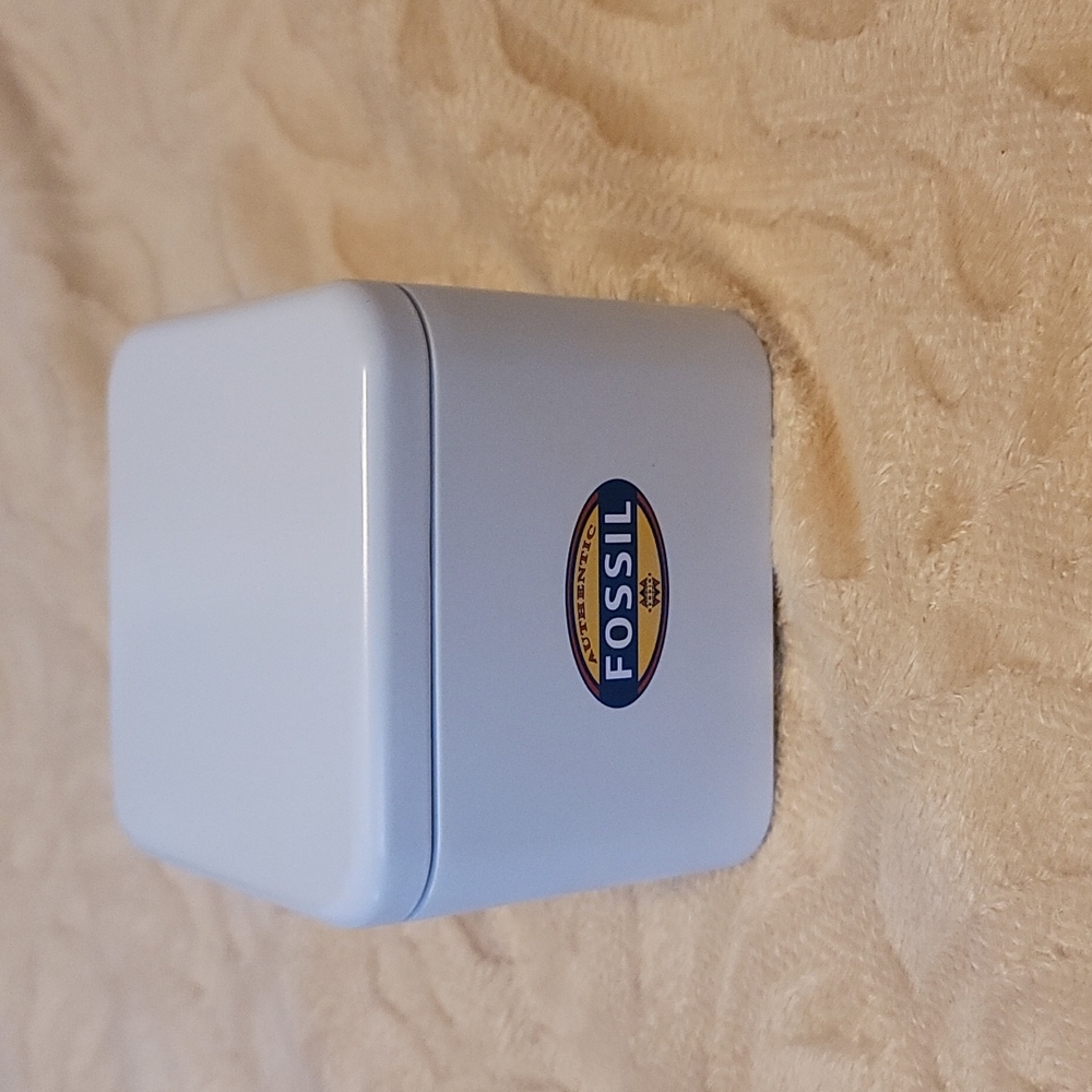 Fossil Watch Tin (Brand New)